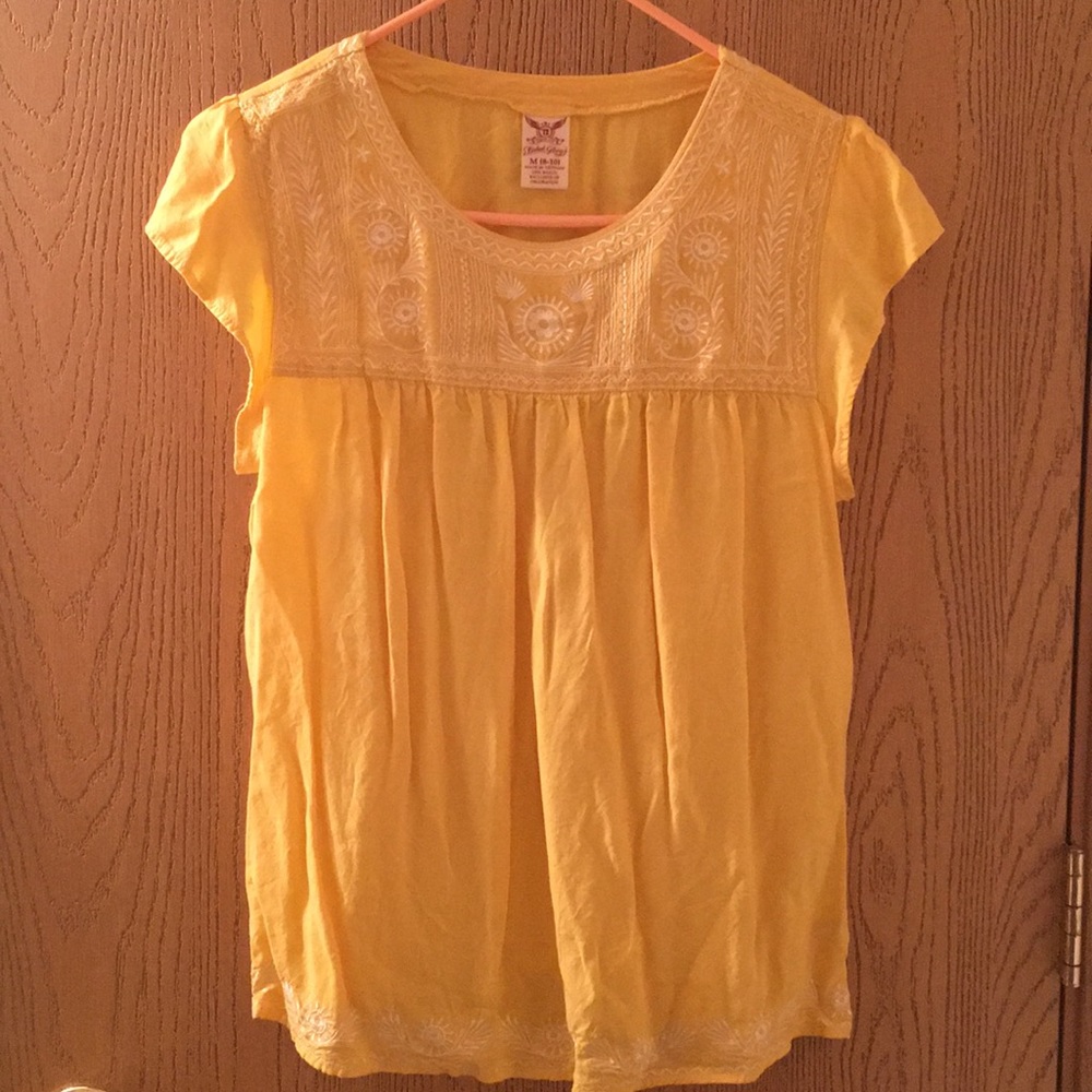 Yellow shirt